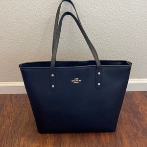 Black coach purse